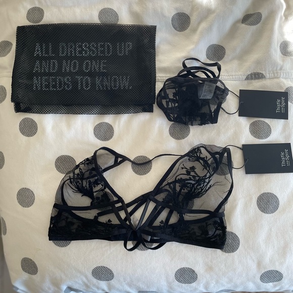 Thistle and Spire Mulberry keyhole bralette and thong set NWT - Picture 3 of 12